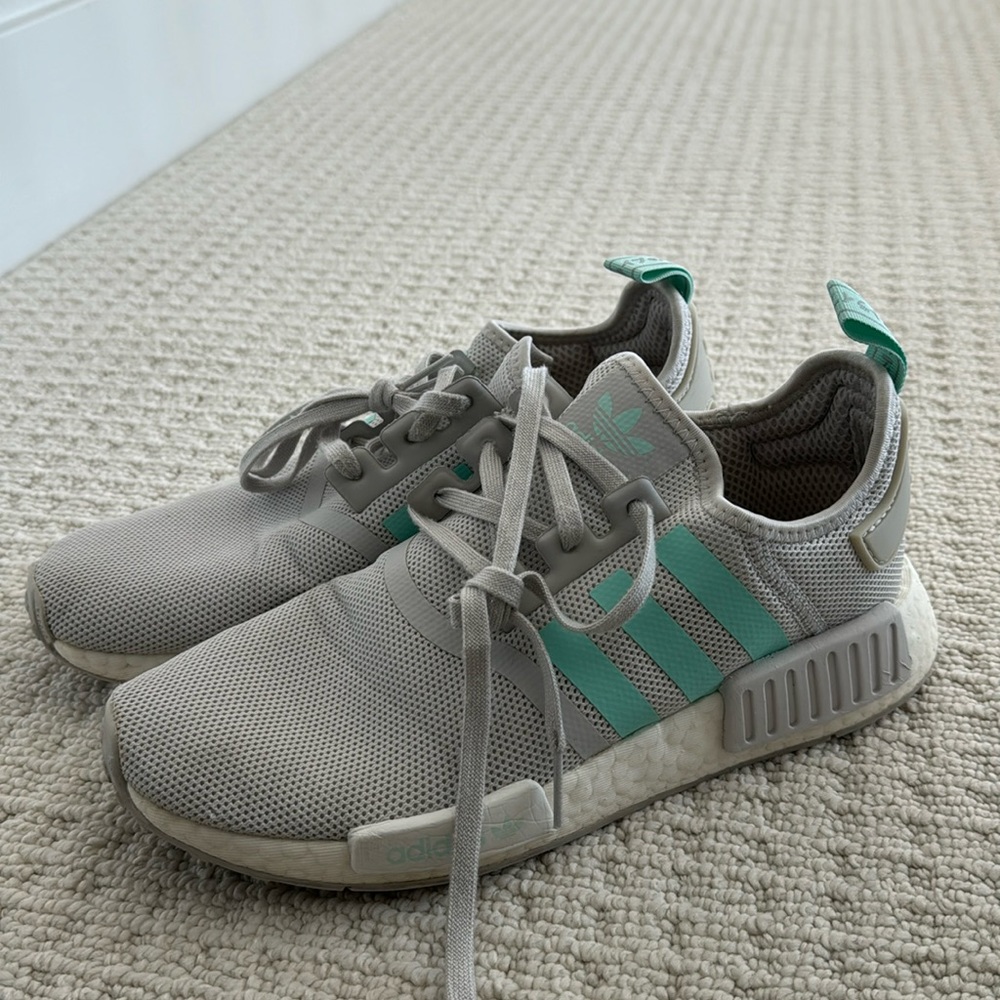 Adidas boost size 8
